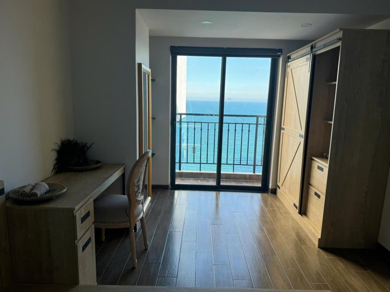 Putin Hotel Nha Trang Exterior foto